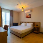 Hotell Leliko Antalya